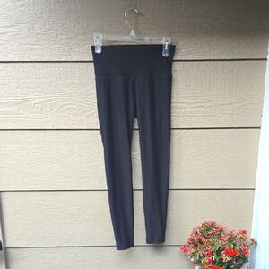 Reebok Black high performance 7/8 Wide Waistband Leggings Xs